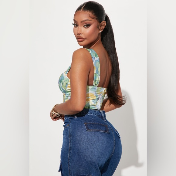 Fashion Nova New Floral Corset Top Size S (corset style) - Picture 3 of 7